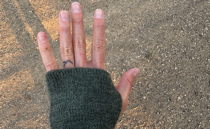 Close-up of PAKA Women’s Hoodie sleeve showing fit around the hand.