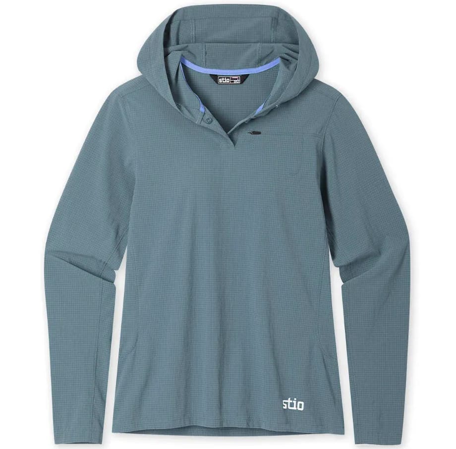 Stio Vescent Sun Hoodie in light gray, featuring a lightweight long-sleeve sun hoodie with an integrated hood for sun protection while hiking and backpacking.