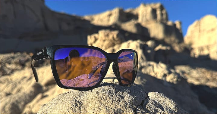 bajio eldora sunglasses in the high desert of the southwest, the polarized lenses reflect the hiking scene